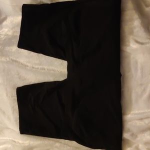 Mia Kaye Athletic Capri Size 4X